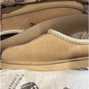 Mustard seed Ugg tasman slippers